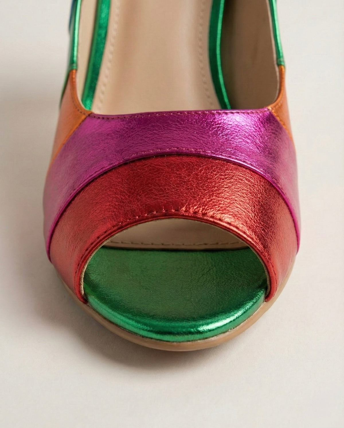 Prism Queen Closed Pump