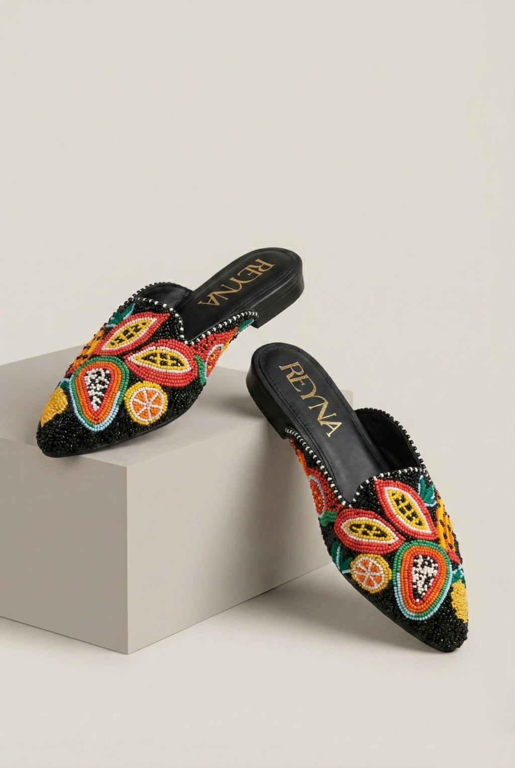 City to Beach Embroidered Mule