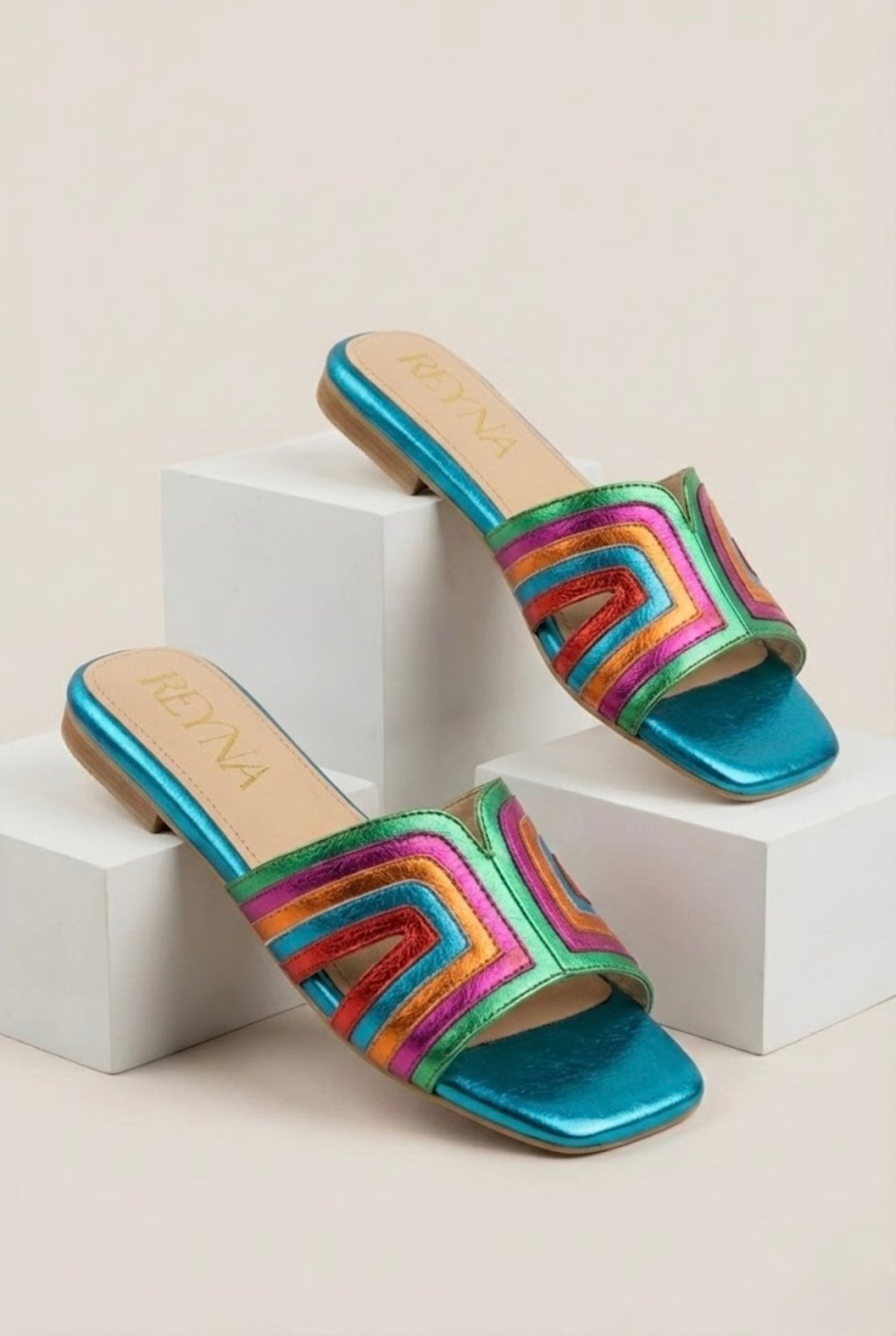 Prism Queen Slide