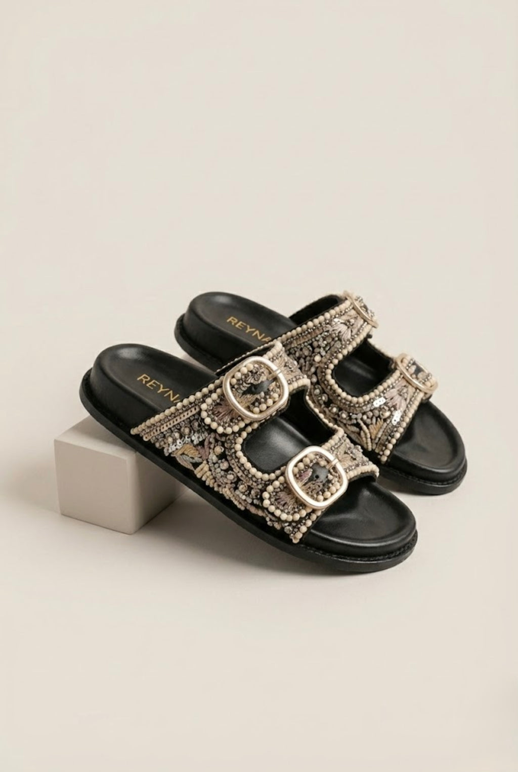 Imperial Embroidered Footbed