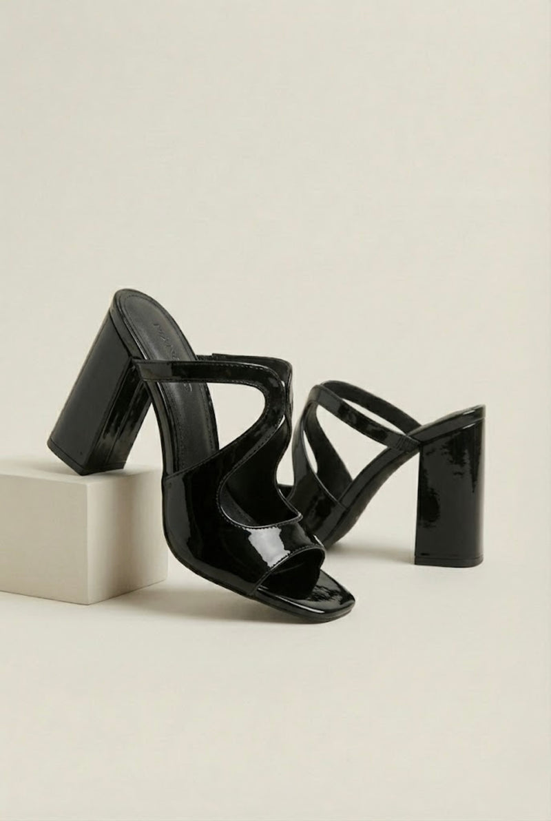 Patent Cross Mule