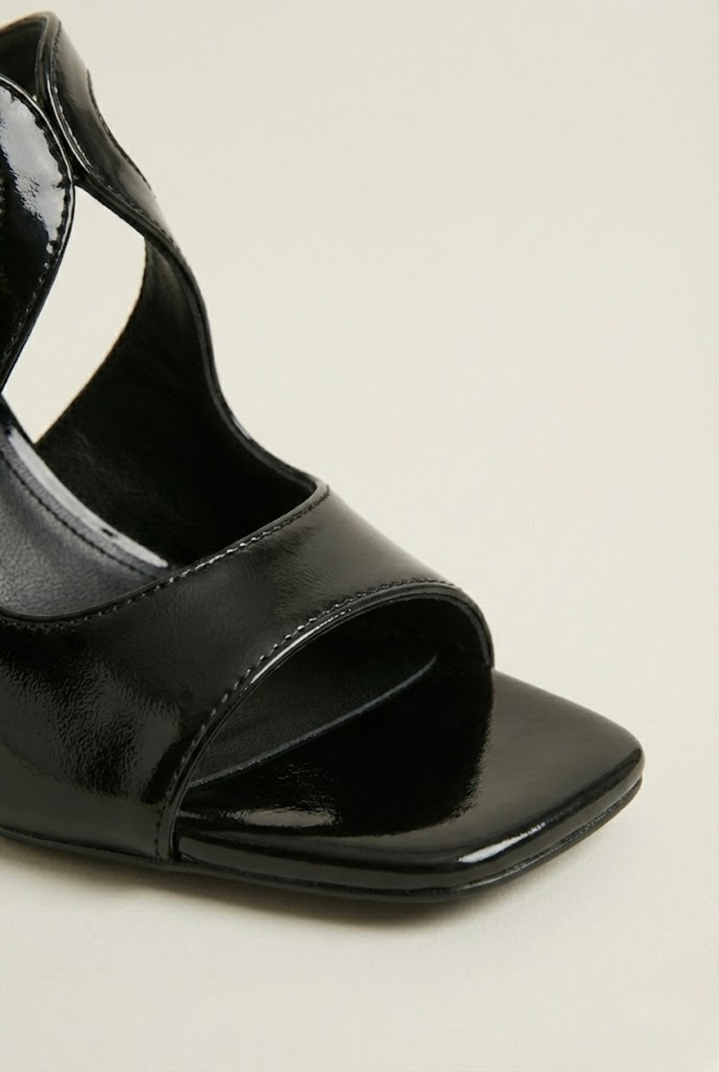 Patent Cross Mule