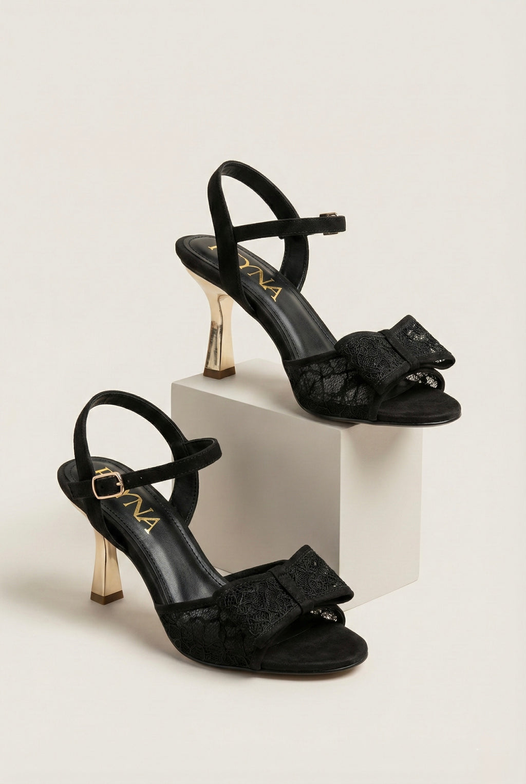 Lace Noir Sandal
