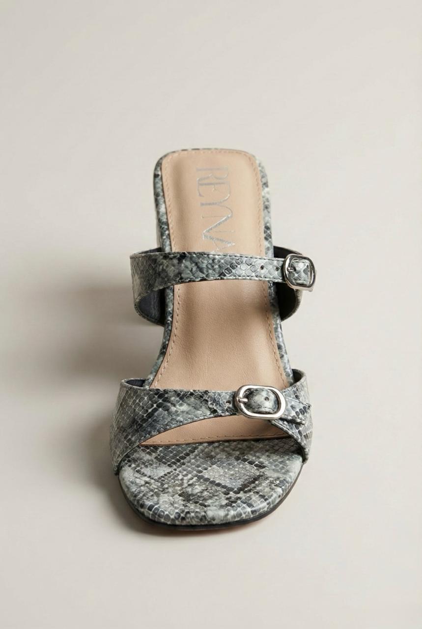 Tera-Wild Bow Block Sandal