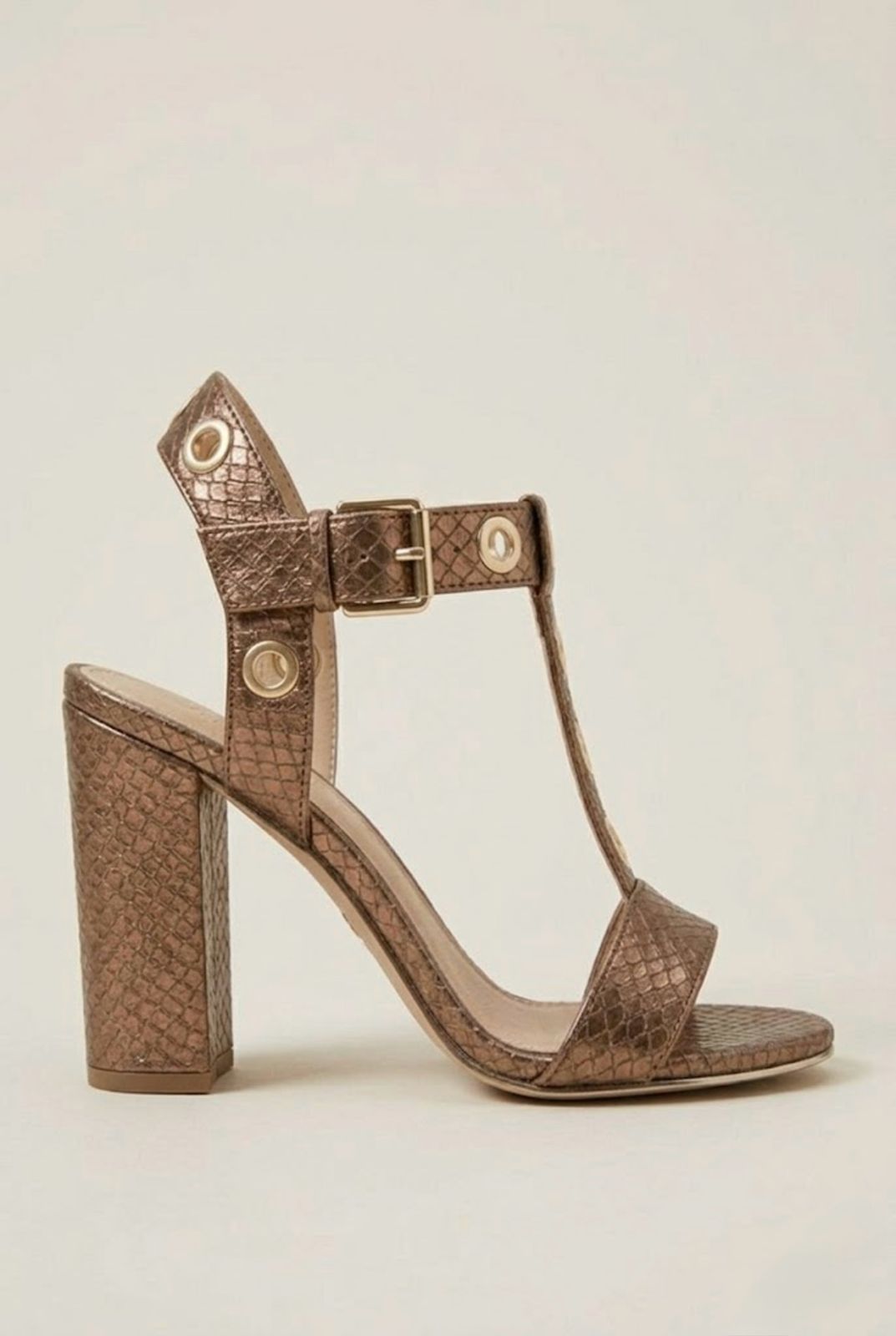 Emerald Eyelet Sandal